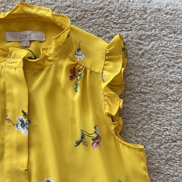 LOFT Yellow Floral Sleeveless Blouse - Picture 4 of 8